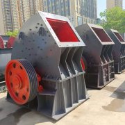 重型錘式破碎機(jī)和反擊破碎機(jī)的區(qū)別
